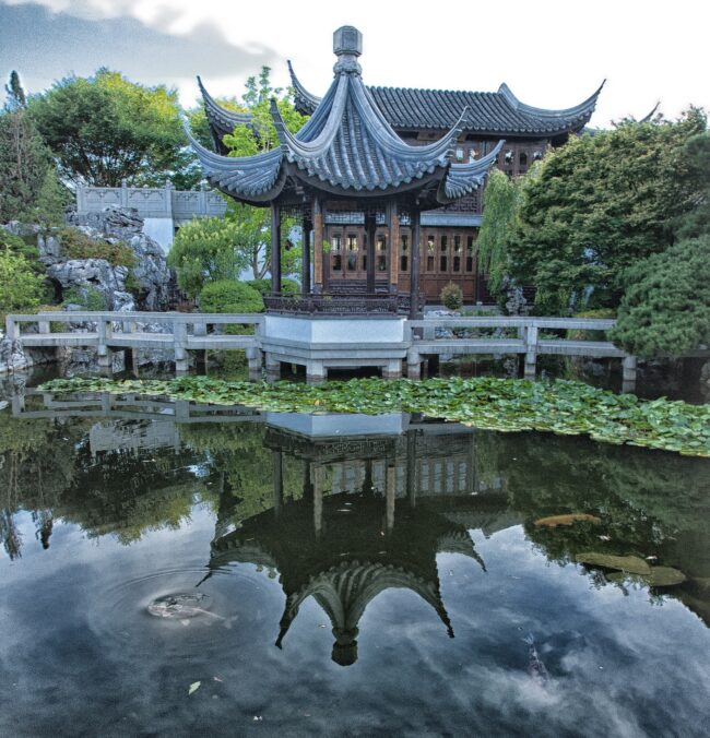 pavilon-778083_1920